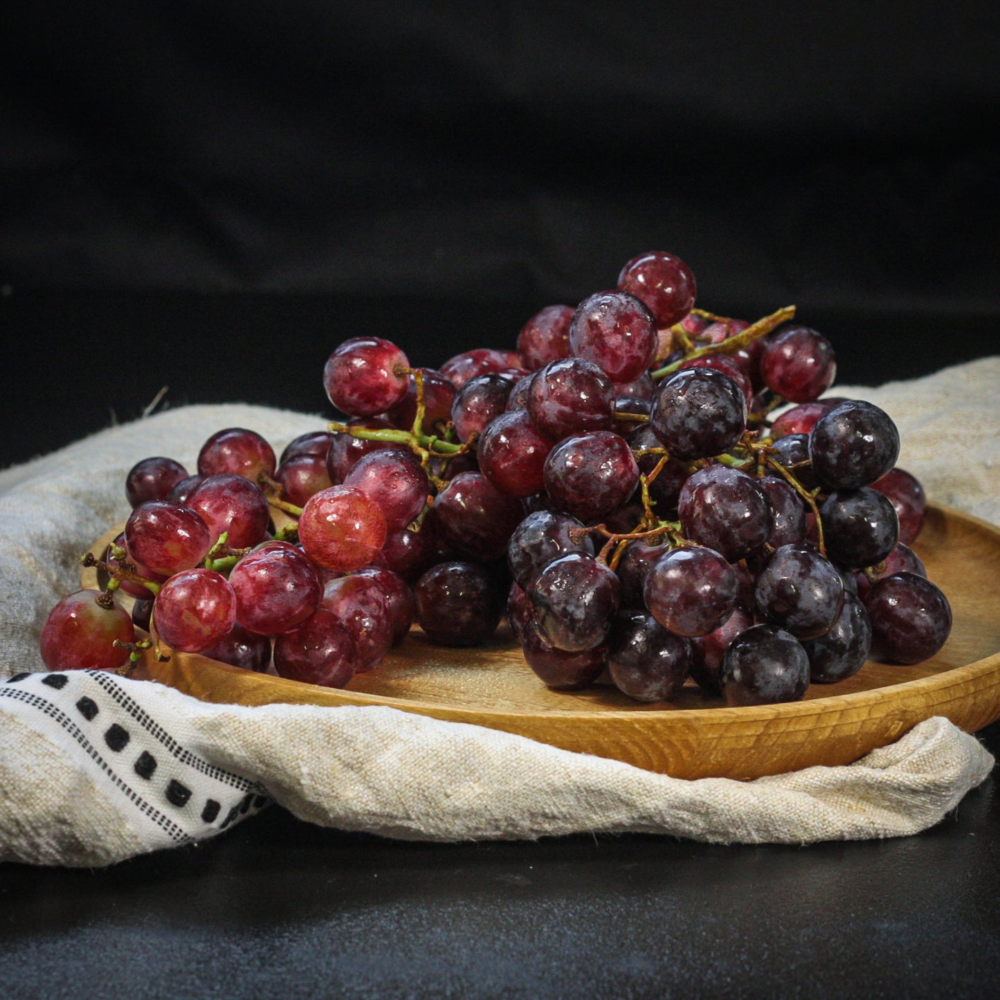 Hrozno - modré 1kg (bezkôstkové)