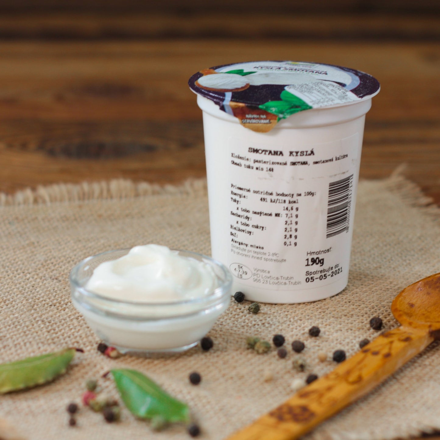 Smotana kyslá 14% téglik 190 ml